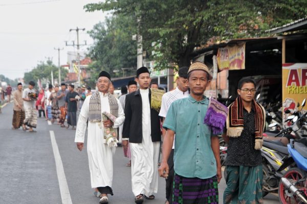 Membangun Karir di Dunia Hiburan: Rahasia Sukses Selebriti Indonesia